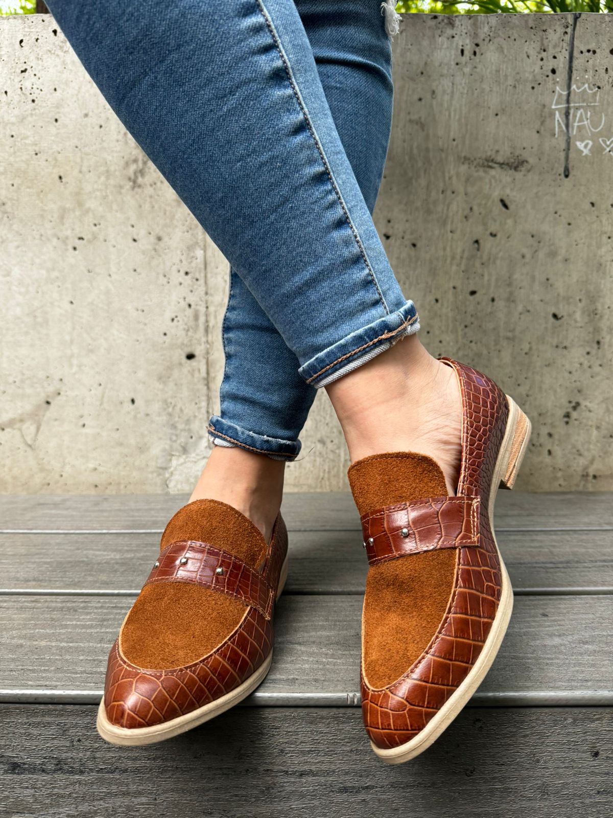 Mocasín Tachas Amatista