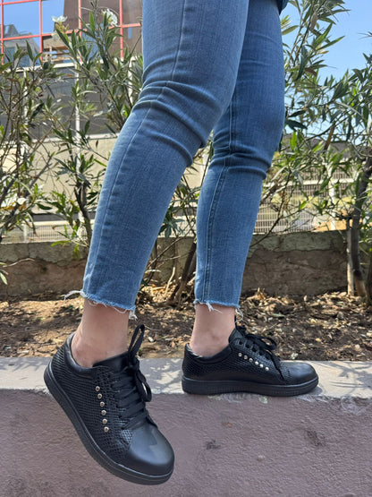 Zapatilla Amatista Tachas